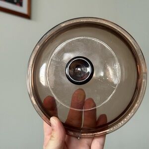 Singular Pyrex V-1-C Amber Glass Pan or Casserole Replacement Lid